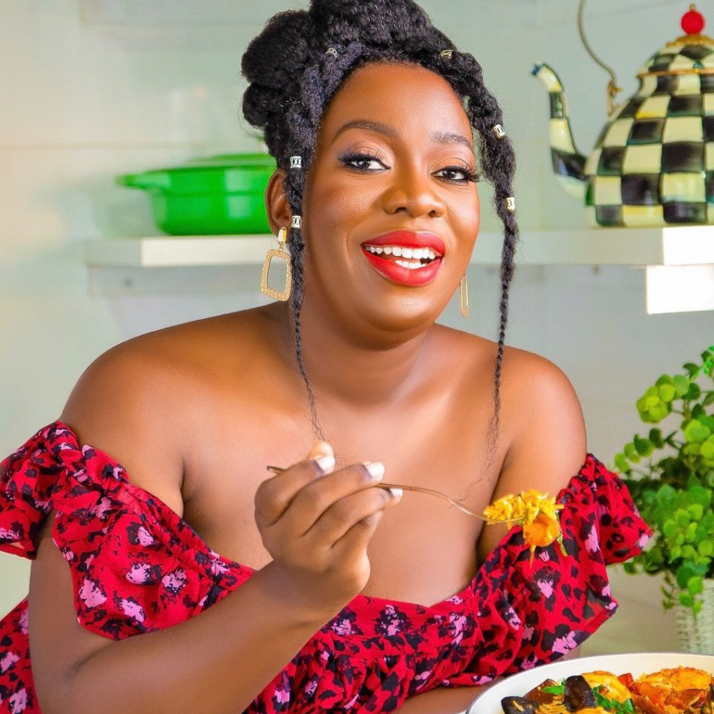 Another influential figure is Sisi Yemmie, a food and lifestyle vlogger known for her delectable recipes and vibrant personality.